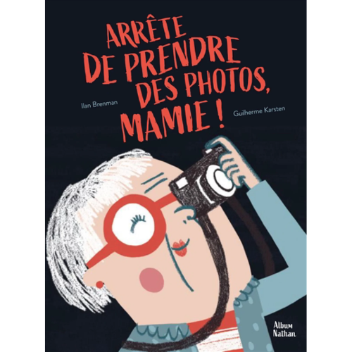 Arrête de prendre des photos, mamie !
